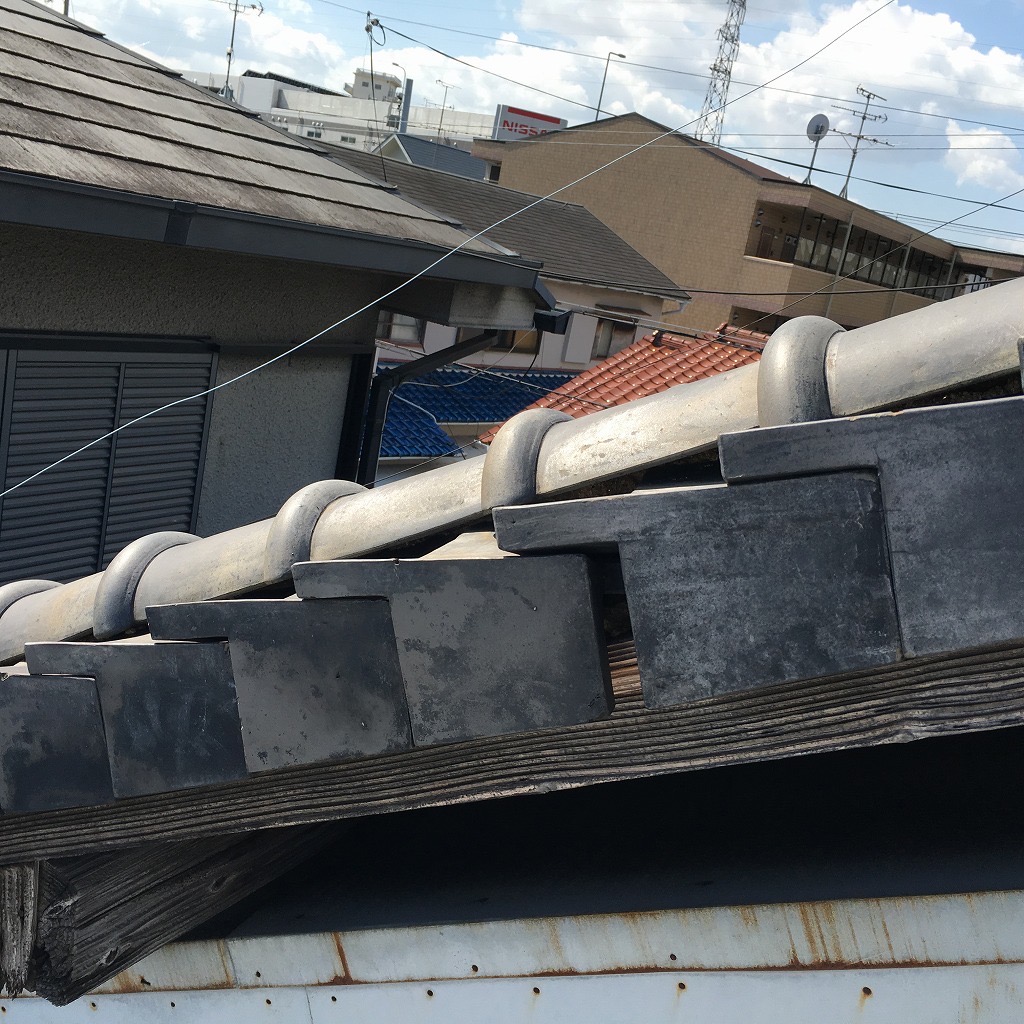 門真市刻み袖瓦ズレ