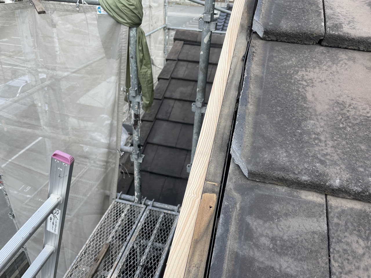 門真市ケラバ木取り換え