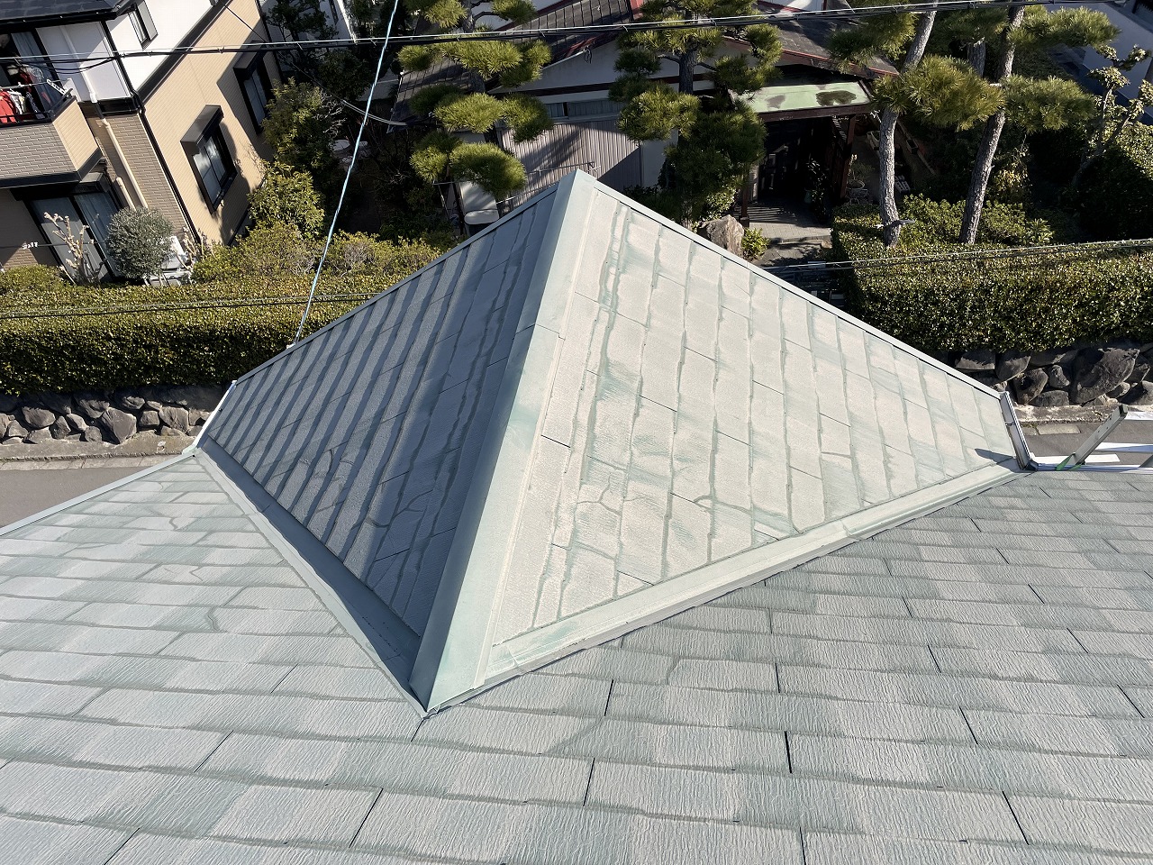 高石市屋根八谷