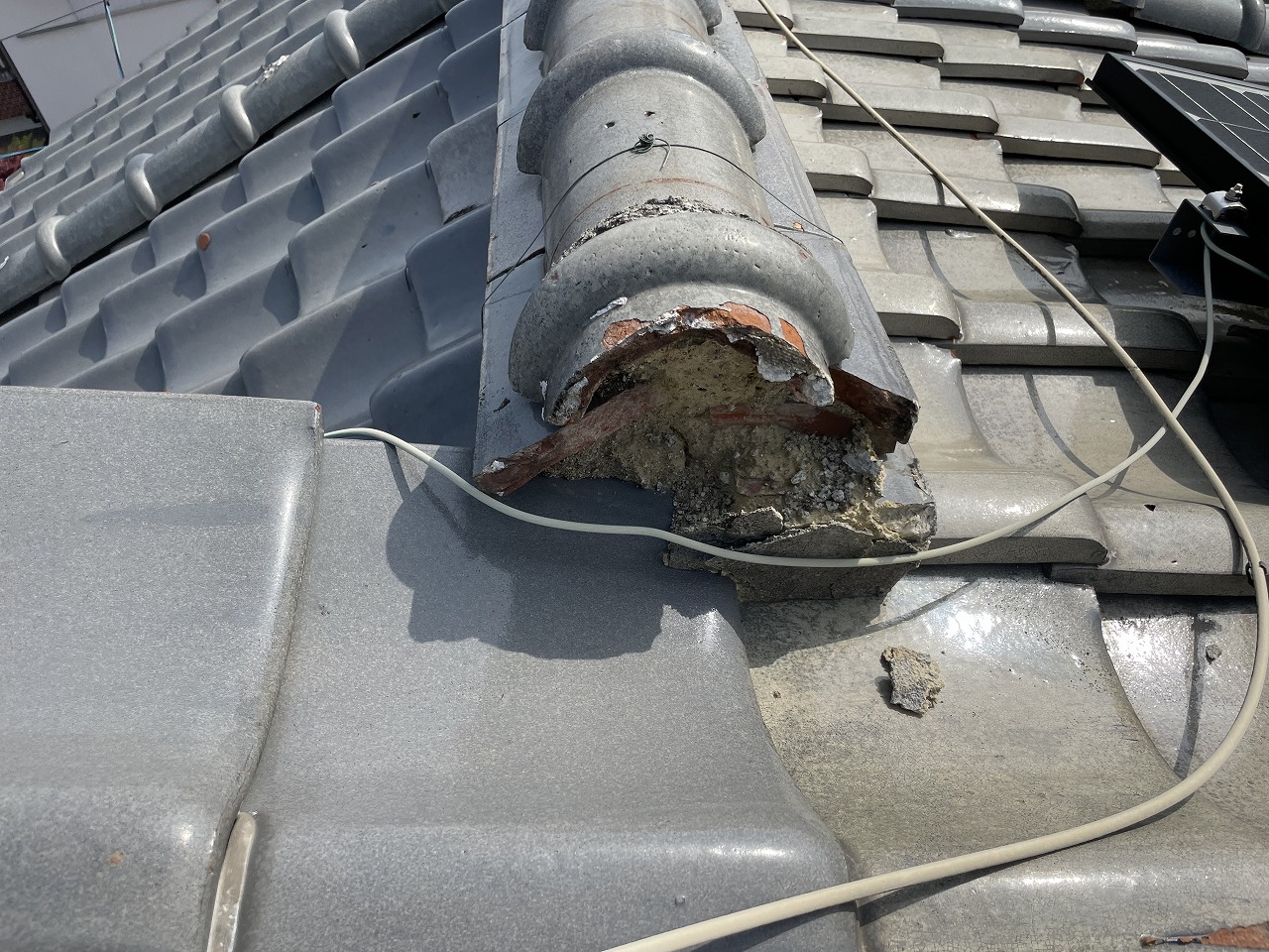 大東市棟漆喰剥がれ