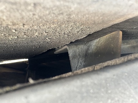 アングルでドーマ屋根留め付け