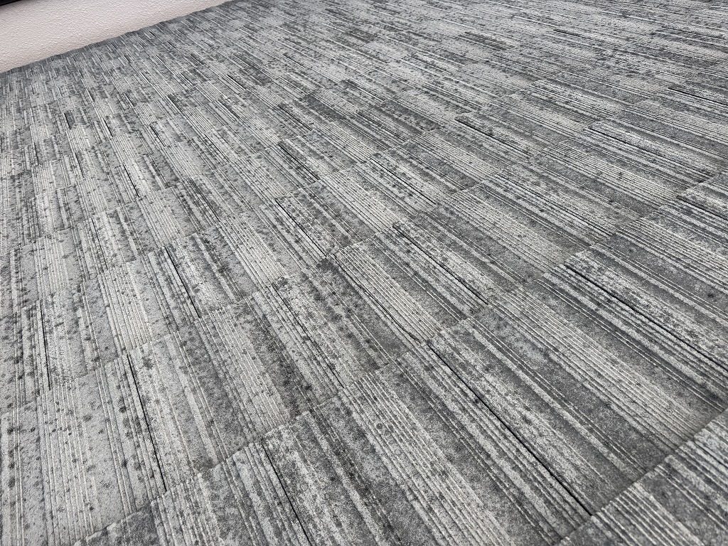 ホームステッド瓦割れ