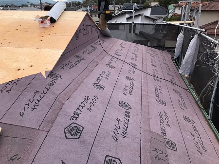 ゴムアスルーフィングはり