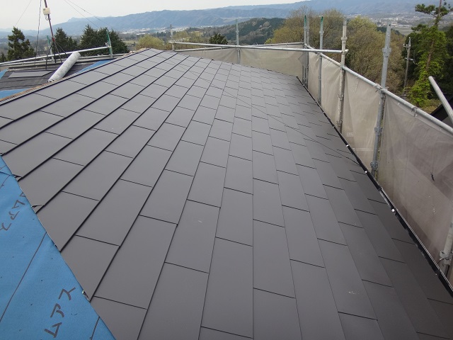 名張市金属瓦カバー工法