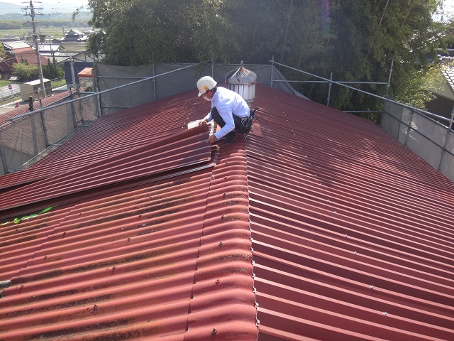 伊賀市工場スレート屋根金属ルーフカバー工法