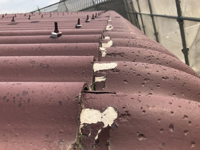 伊賀市　波型スレート屋根　剥離