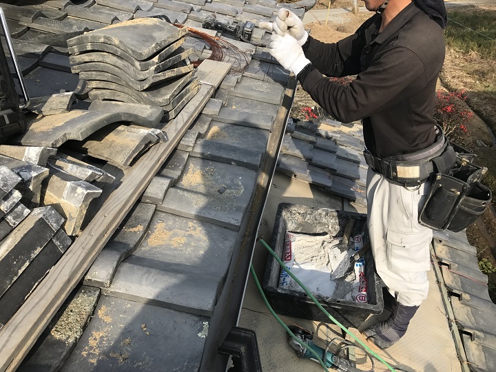 伊賀市　下屋根　雨漏り修理