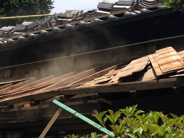 伊賀市 屋根修理 取り壊し