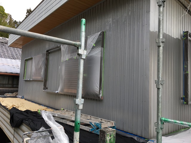 下塗り　中塗り