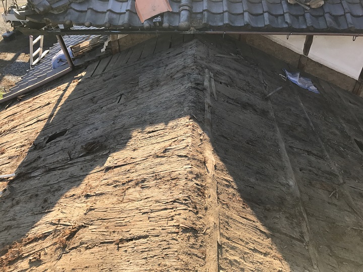 名張市　瓦撤去後