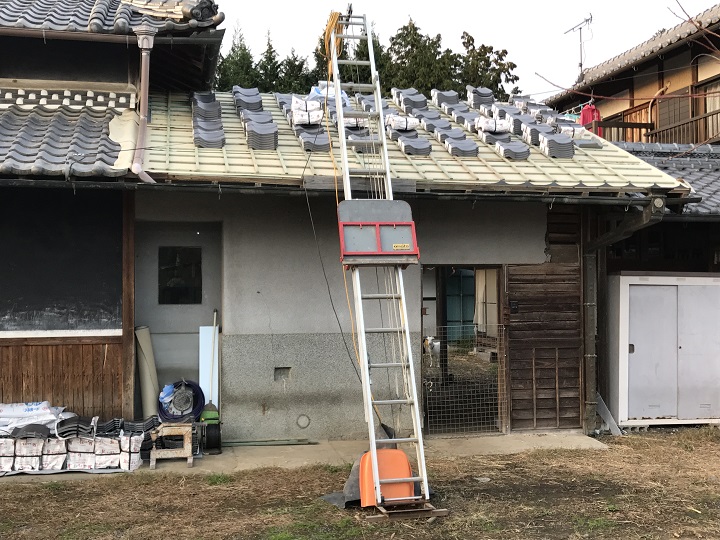 名張市　瓦荷揚げ