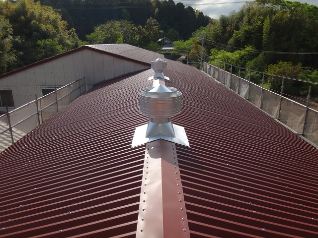 伊賀市　屋根カバー工法　完工