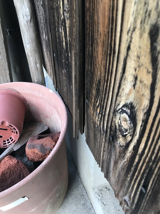 伊賀市 杉板 めくれ