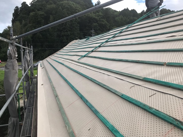 瓦桟　葺き替え工事