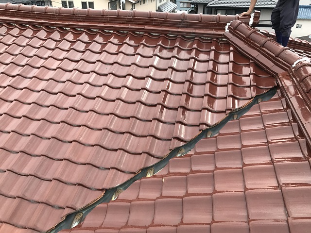 名張市　銅板の谷板