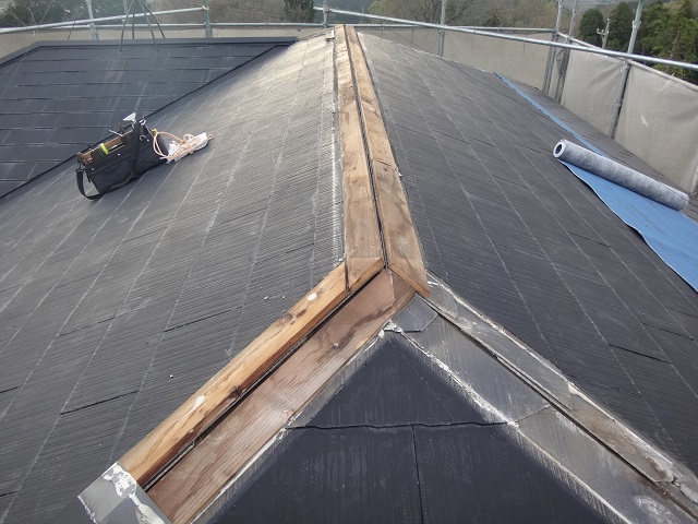 名張市棟貫板雨染み