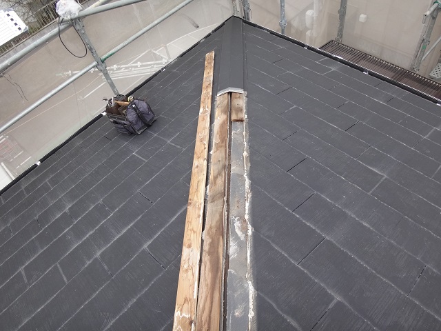 名張市カラーベスト棟下地腐り