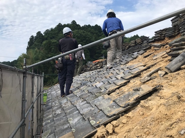 瓦下ろし　葺き替え