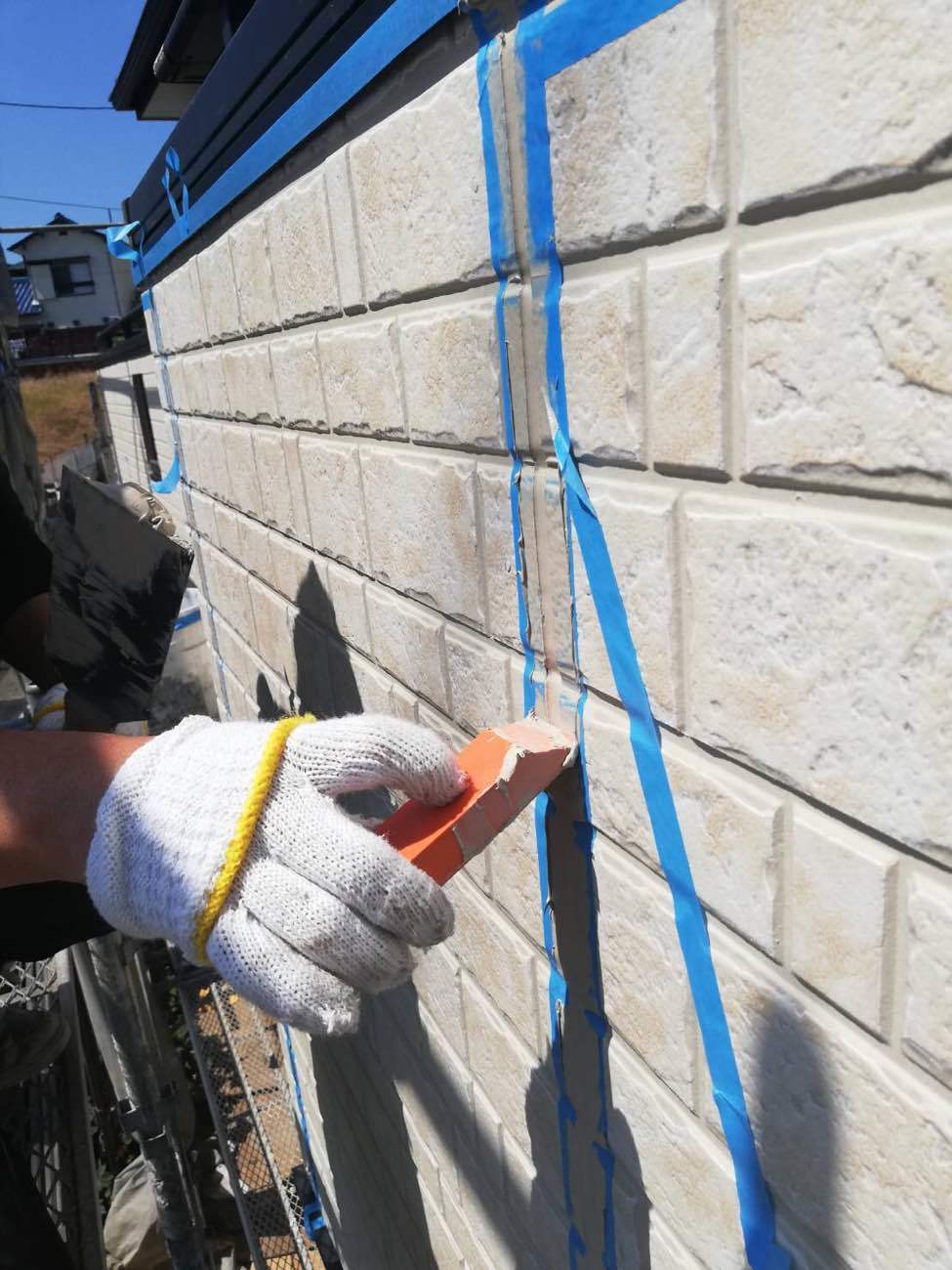 シーリングの充填