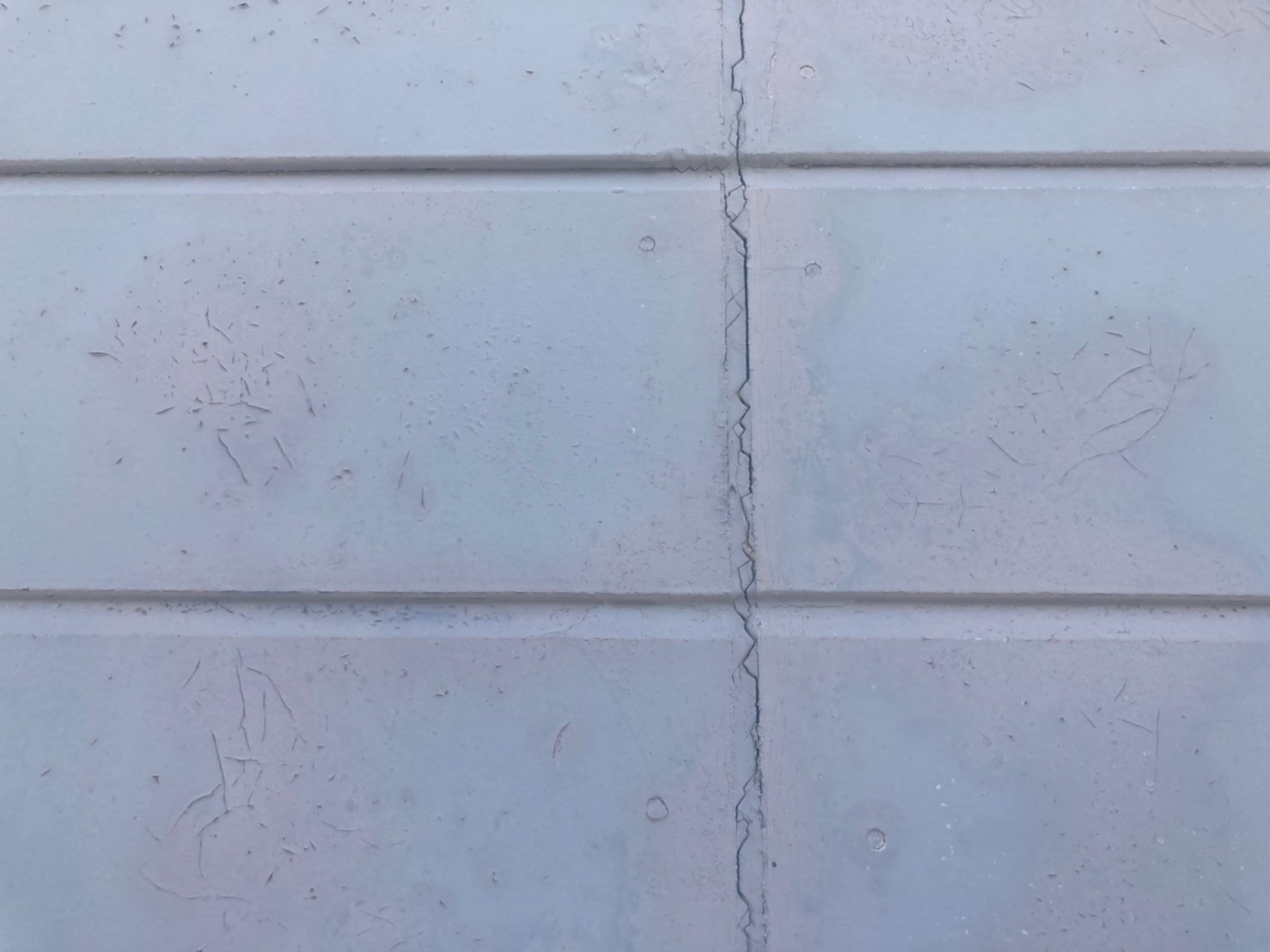 外壁点検　目地