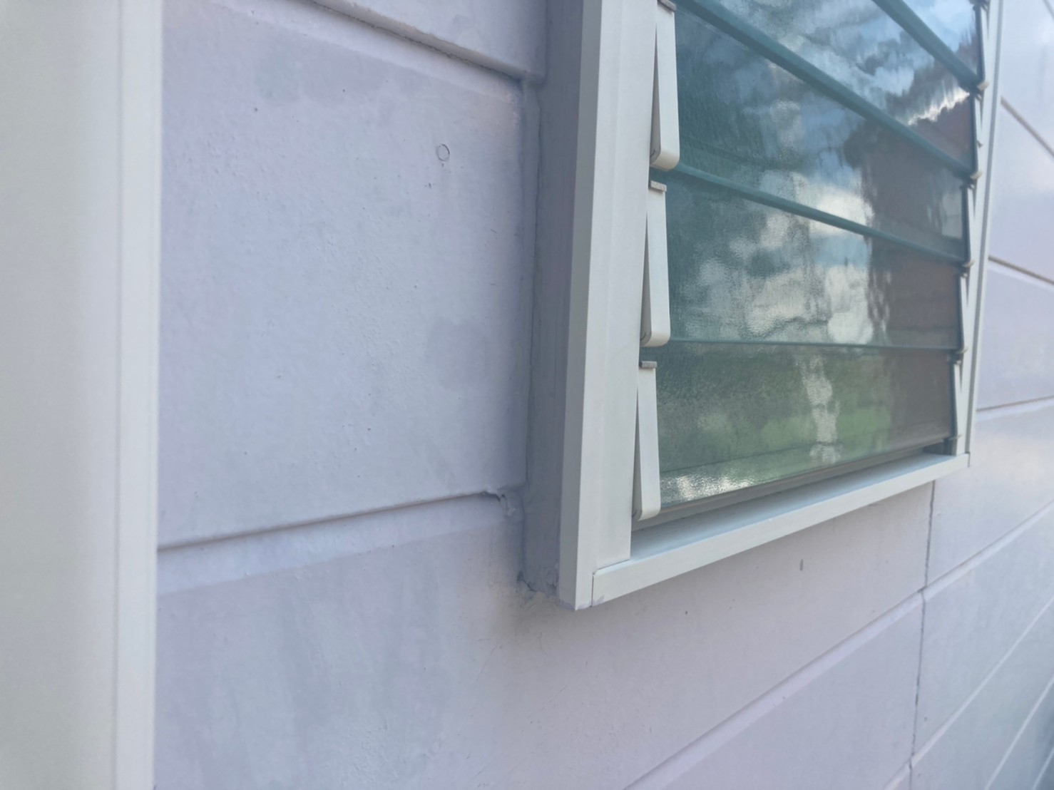 外壁点検　サッシ廻り