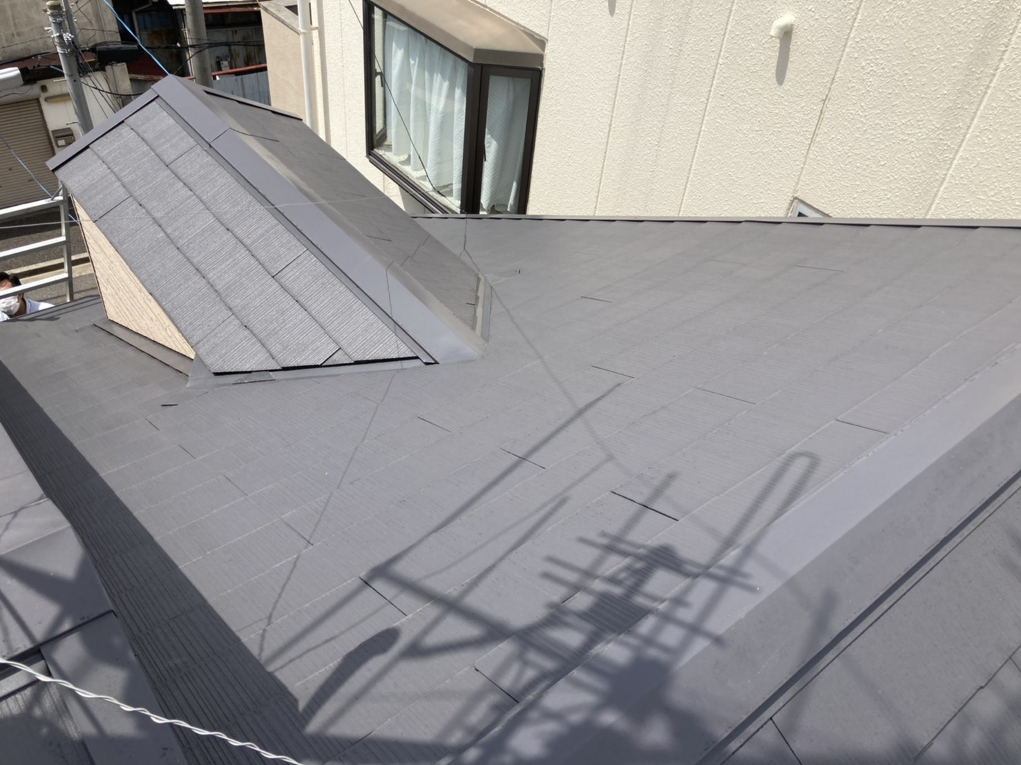 スレート屋根　左