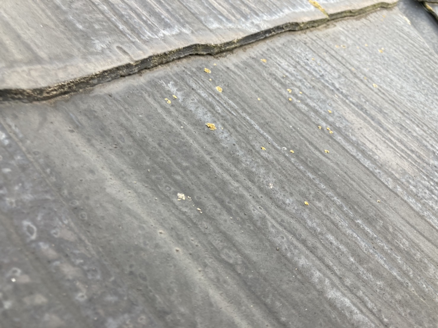 スレート屋根　屋根材