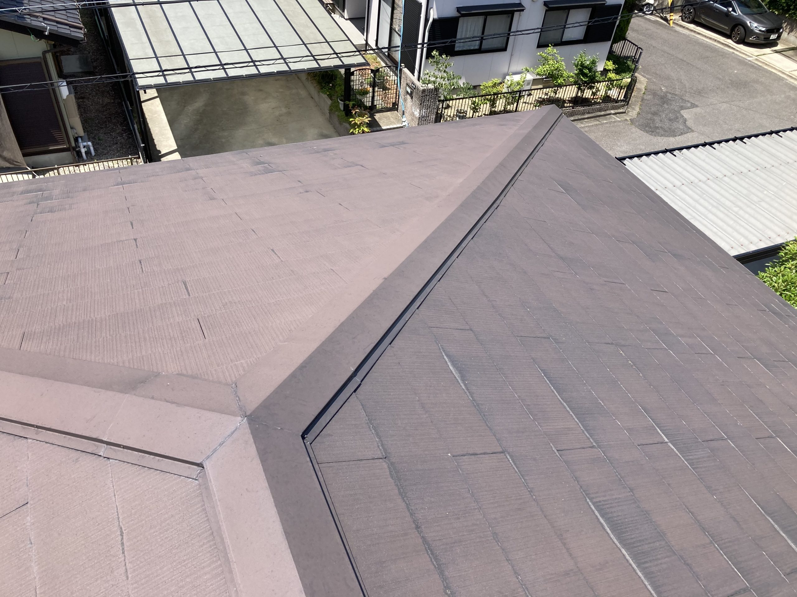 スレート屋根　棟板金　2