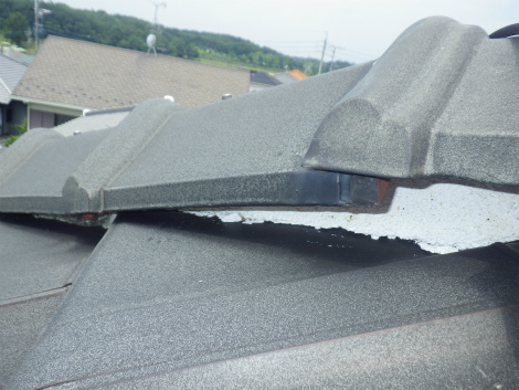 平板瓦谷板金雨漏り