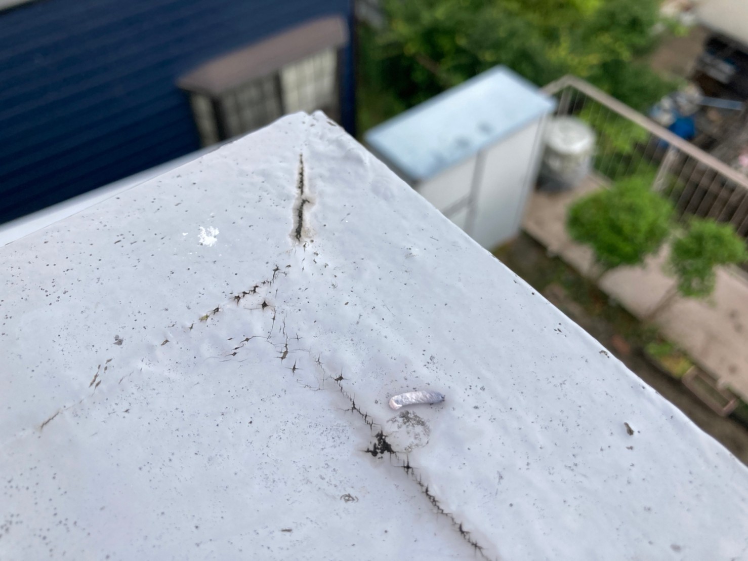 出角の部分は、一部切れが発生しています