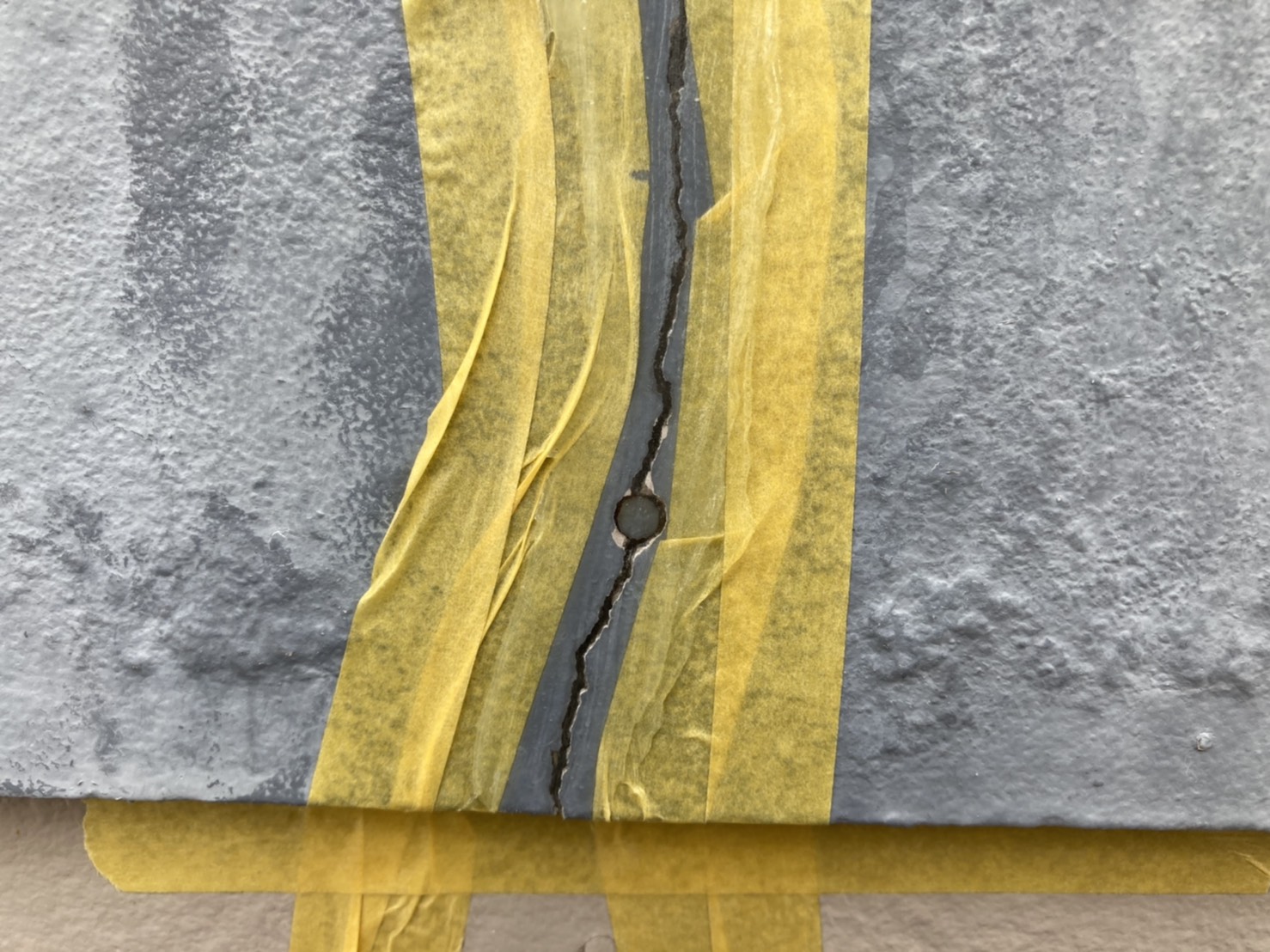 外壁面にはつかないように要注意