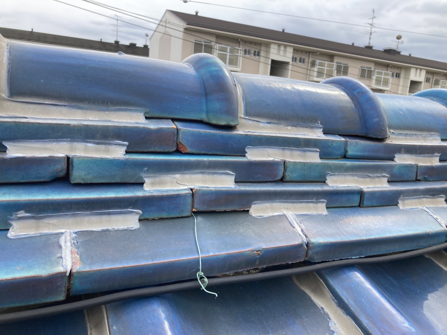 棟もシーリングがかなりの量打たれていました