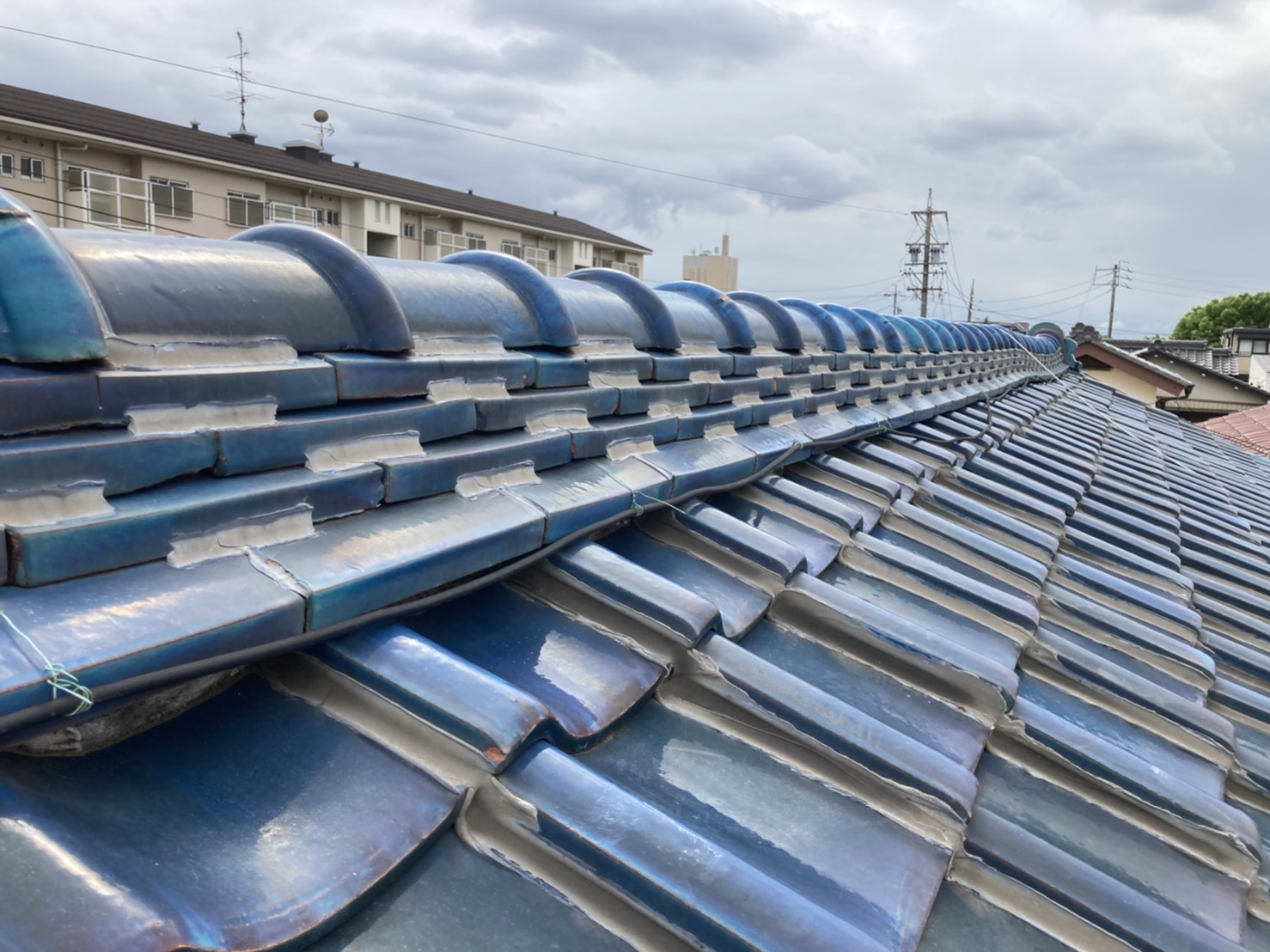 棟が少し歪んでいます