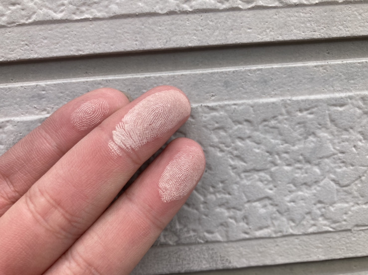 一番簡単にわかるのがチョーキング現象です