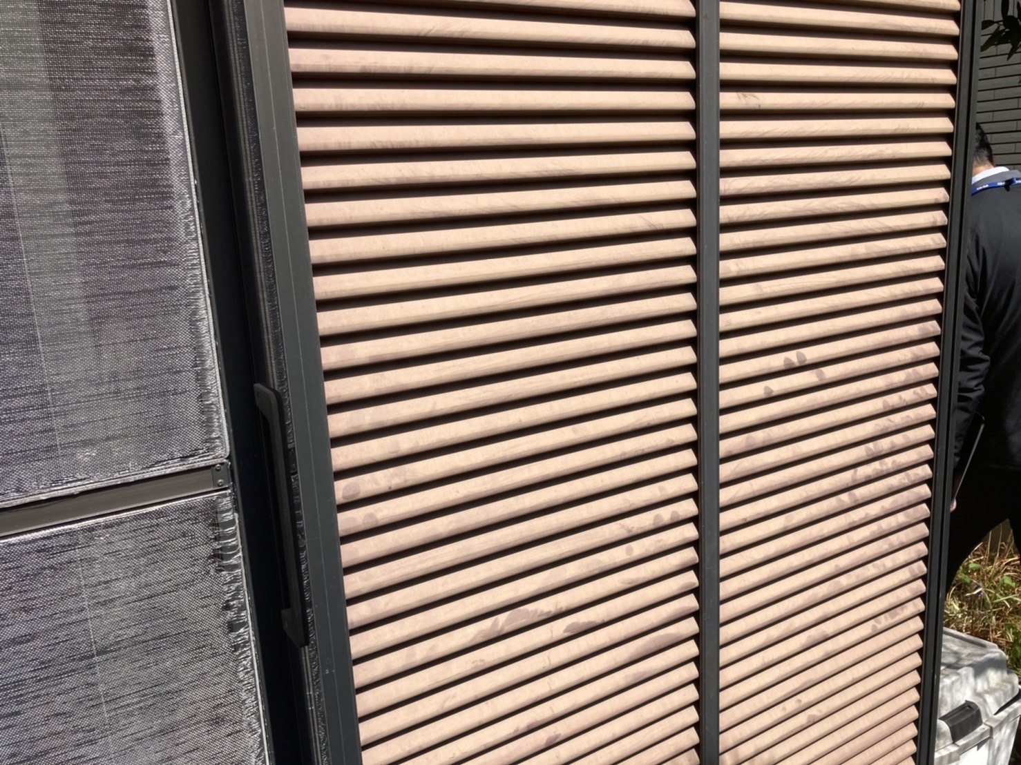 雨戸は日よけにも使われるため褪色しやすい部分