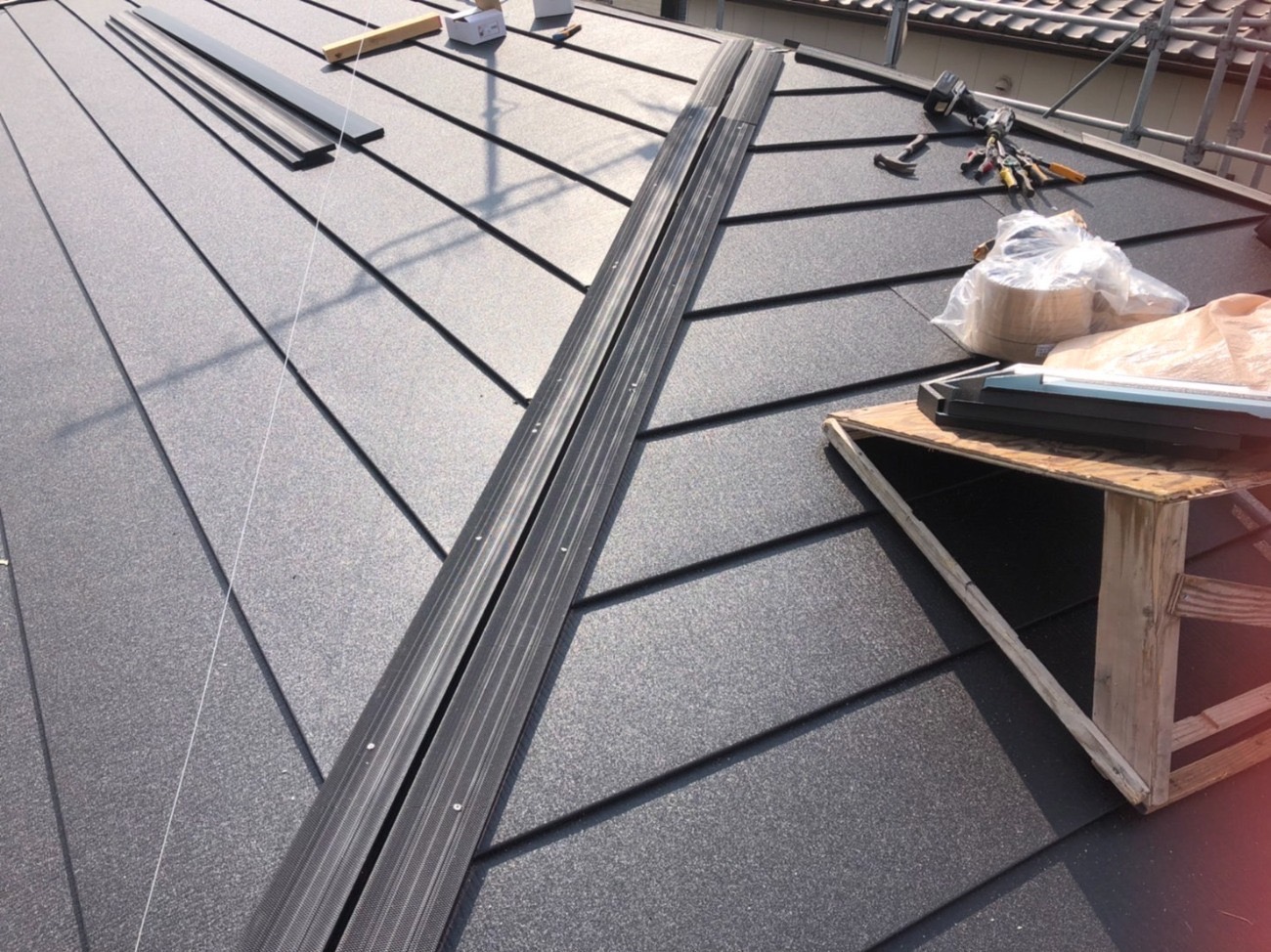 最後に貫板を設置し、板金も新設