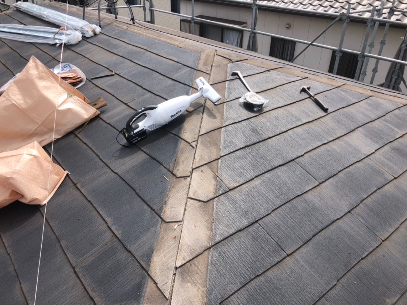 貫板まですべて撤去します