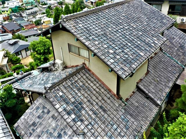大屋根と下屋の全体