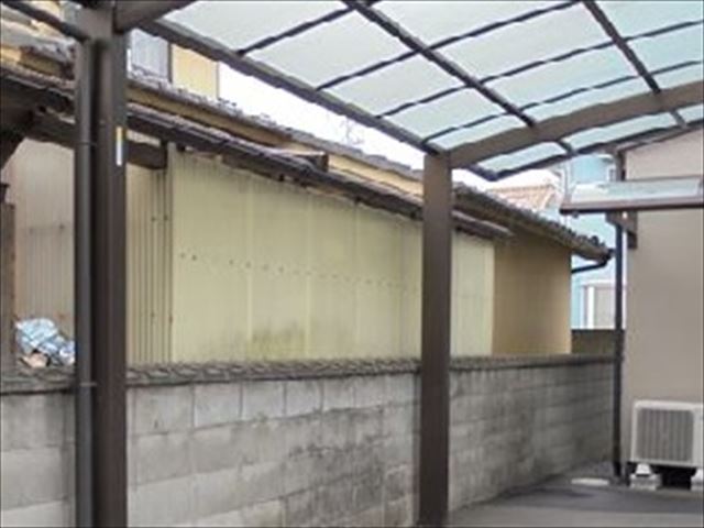 岡山市南区　雨漏り修理　ポリカ張り替え