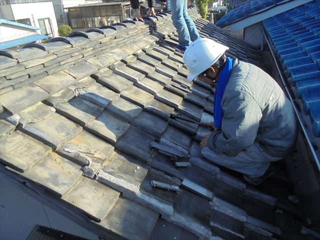 岡山市中区　雨漏り修理　突き上げ調整