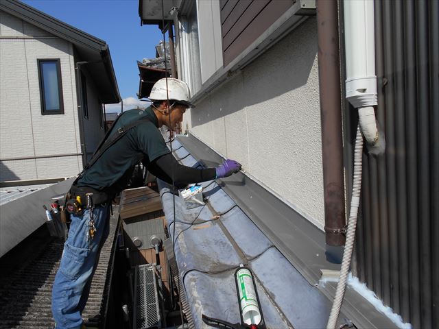 玉野市でかわらUの補修工事