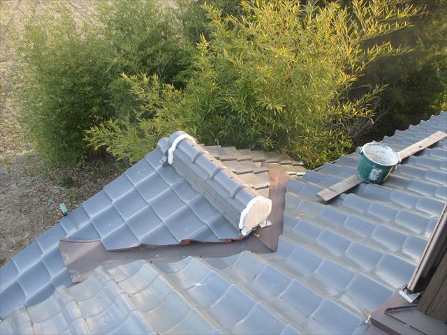 岡山市南区　屋根補修工事　漆喰入れ替え工事