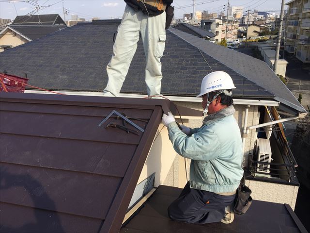 岡山市北区　スーパーガルテクト棟巴施工