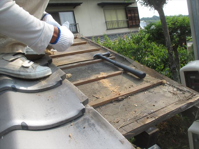 岡山市中区門の瓦補修工事