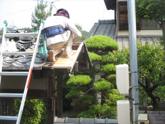 岡山市中区門の瓦補修工事