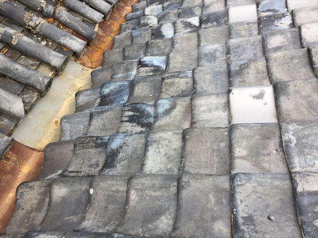 岡山市東区　谷板金取り替え点検