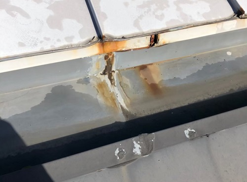 板金カバー工法　雨樋　庇屋根　雨漏り