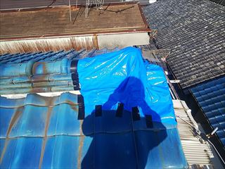 棟破損部分　応急処置完了