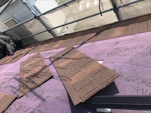 屋根　カバー工法　Ｔルーフ施工状況②