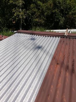 トタン屋根　ガルバリウム重ね張り